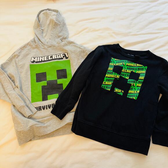 Minecraft Bundle - 2 Boys Sweatshirts Size Small (Fit like size 7) - Picture 1 of 7